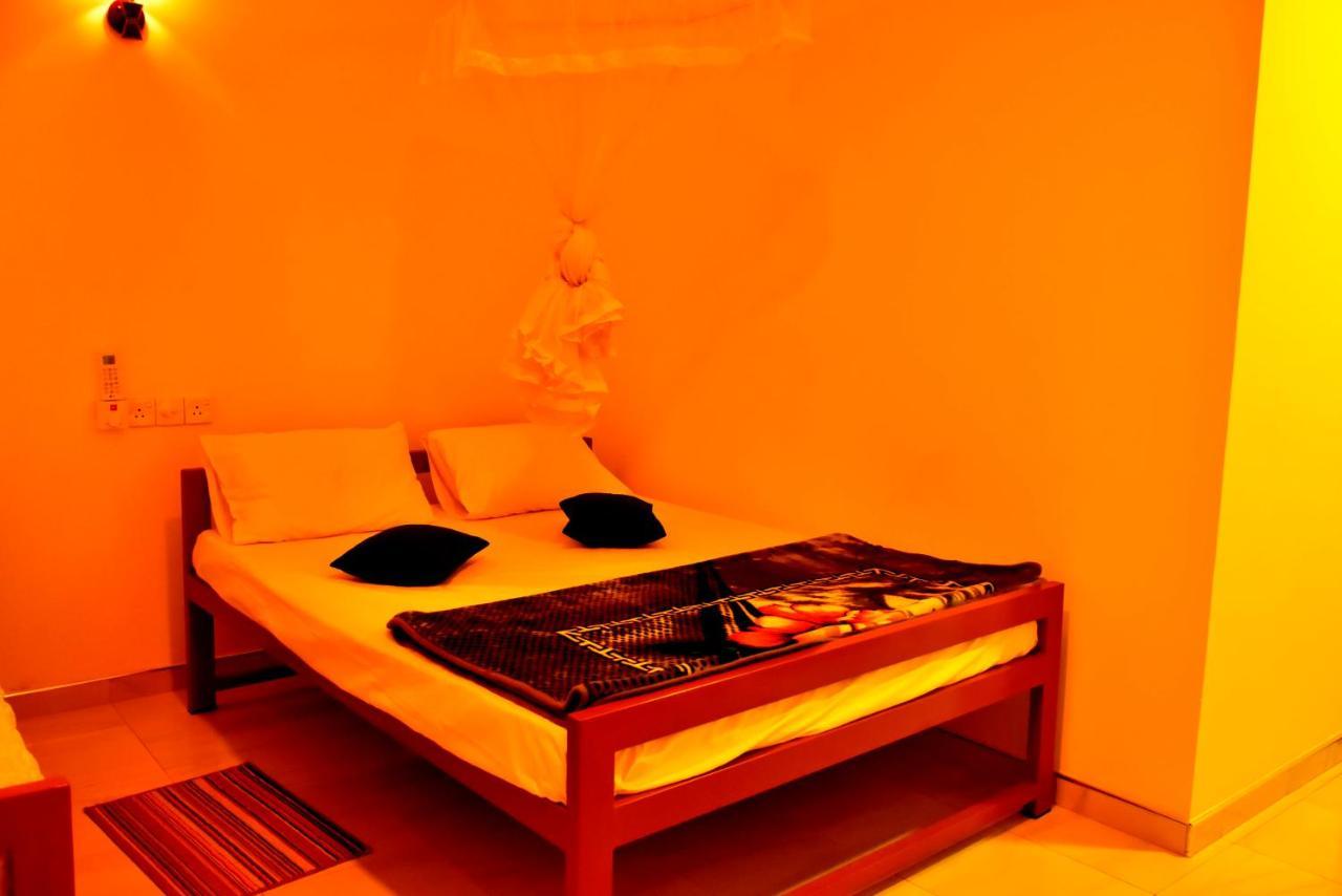 Little Ele Safari Lodge Удавалаве Екстериор снимка